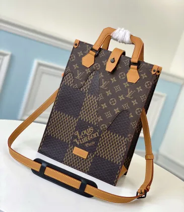 Louis Vuitton AAA Women's Handbags #99900113