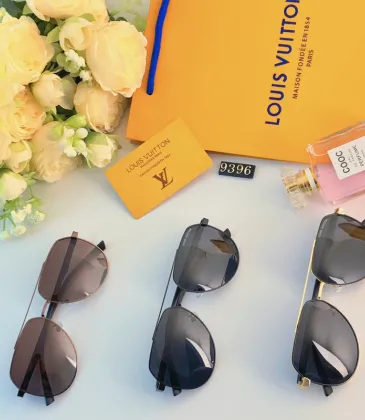 Louis Vuitton AAA Sunglasses #A33330