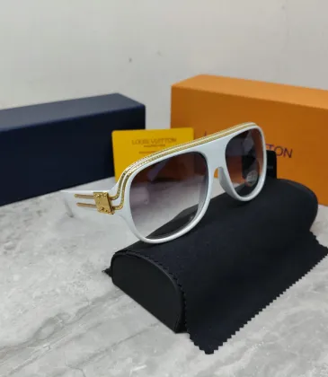 Louis Vuitton Sunglasses #A43515