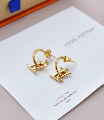 Louis Vuitton earrings Jewelry #9999921514