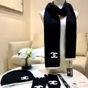 Chanel Hats, gloves, scarves #99899549