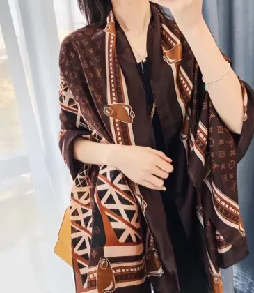 Louis Vuitton Scarf #99901641