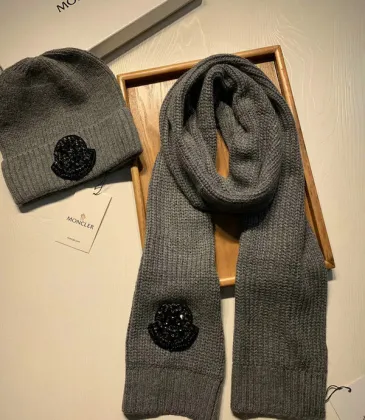 Moncler Wool knitted Scarf and cap #999909570