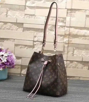 Louis Vuitton AAA Women's Handbags #9115335