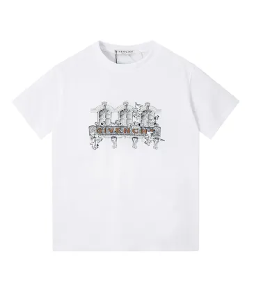 Givenchy T-shirts for MEN #999929764