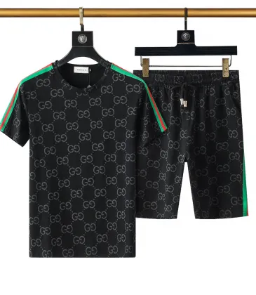 Gucci Tracksuits for Gucci short tracksuits for men #999924352