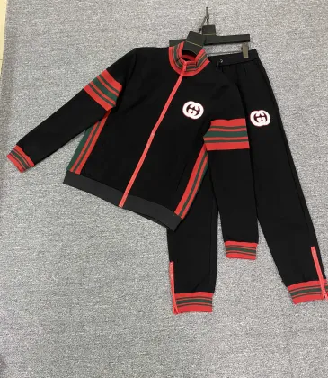 Gucci Tracksuits for Men's long tracksuits #A28951