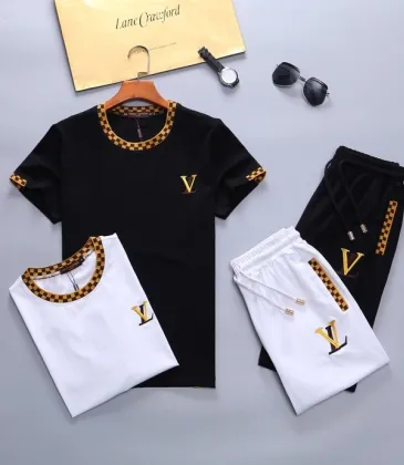 Louis Vuitton tracksuits for Louis Vuitton short tracksuits for men #99903086