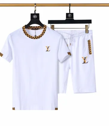 Louis Vuitton tracksuits for Louis Vuitton short tracksuits for men #A21745