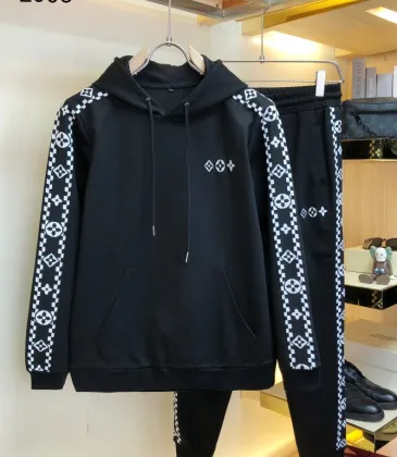 Louis Vuitton tracksuits for Men long tracksuits #999928689