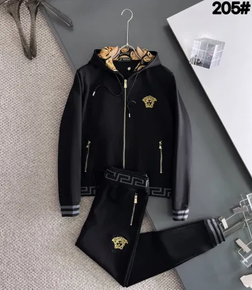 versace Tracksuits for Men's long tracksuits #A41742