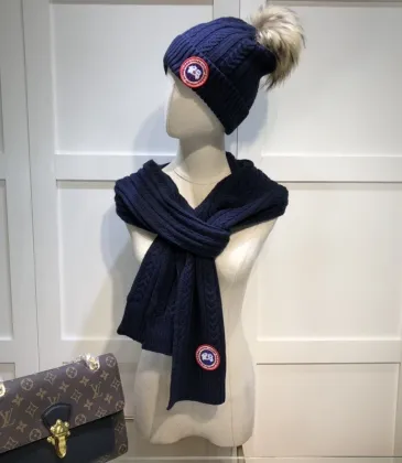 Canada Goose Scarf and cap #999915306