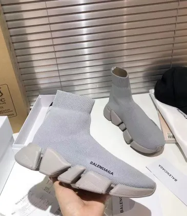 Balenciaga shoes for Balenciaga Unisex Shoes #999915607