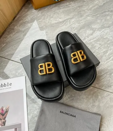 Balenciaga shoes for Women's Balenciaga Slippers #A35258