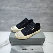 Balenciaga shoes for Women's Balenciaga Sneakers #A25937