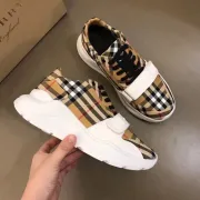 Burberry Shoes for Men's Sneakers #999901394