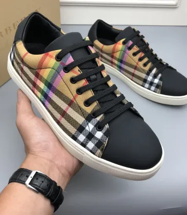 Burberry Shoes for Men's Sneakers #999915321