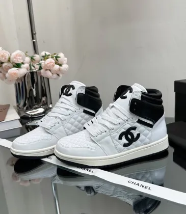 Chanel shoes for Men's and women Chanel Sneakers #A28416