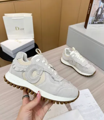 Dior Shoes for Men's and women Sneakers #A31590