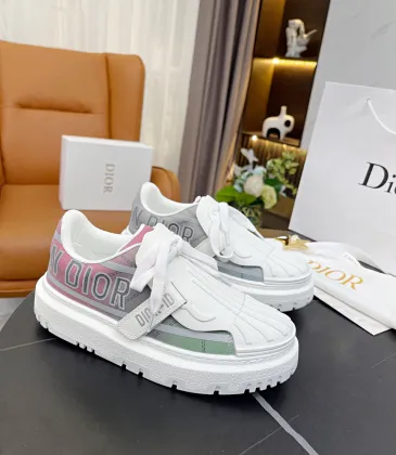 Dior Shoes for Women's Sneakers #999901156