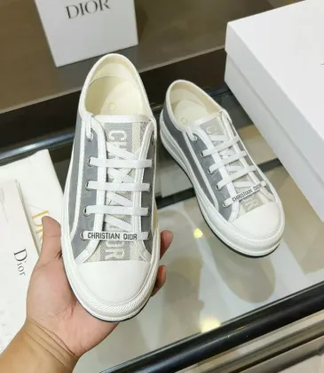 Dior Shoes for Women's Sneakers #A41959