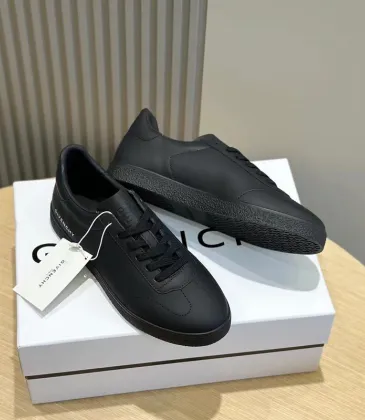 Givenchy Shoes for Men's Givenchy Sneakers #A34395