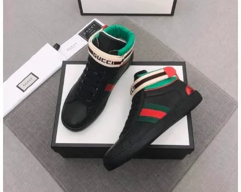 Gucci Shoes for Mens and Woman  Gucci Sneakers #99900415