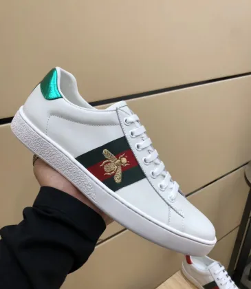 Mens Gucci Sneakers 1:1 original quality (come with A complete set of packaging, CARDS, certificates, cloth bags, tote bags, more a pair of white shoelaces) #999674