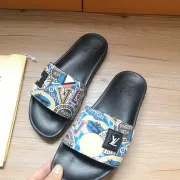 Louis Vuitton new Slippers for Women Men #9874754