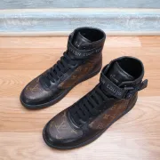 Louis Vuitton Shoes for Men's Louis Vuitton Sneakers #9130979