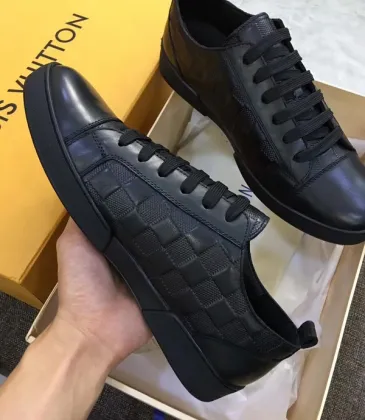 Louis Vuitton Shoes for Men's Louis Vuitton black Sneakers #9122526