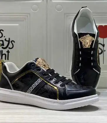 Versace shoes for Men's Versace Sneakers #99904393