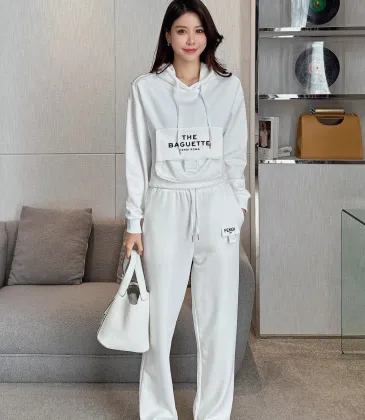 Fendi Fashion Tracksuits for Women #A31395