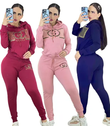 Gucci 2022 new Fashion Tracksuits for Women #999931138